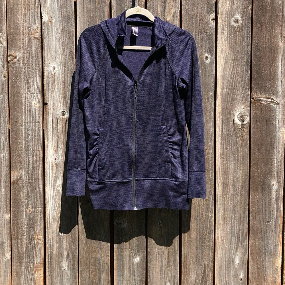 Mondetta hooded athletic fitted purple jacket size small